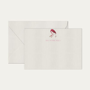 Papel de carta personalizado com ilustração de flamingo e envelope branco