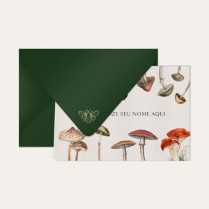 Papel de carta personalizado com ilustração de cogumelos e envelope verde escuro