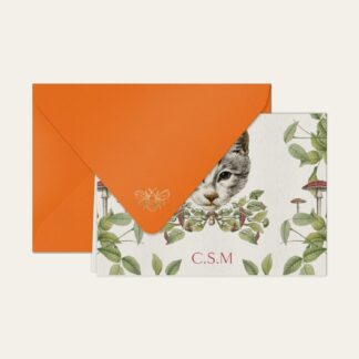 Papel de carta personalizado com ilustração de gatinho com cogumelo e envelope laranja