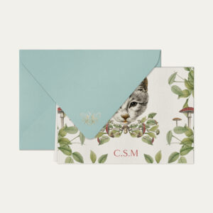 Papel de carta personalizado com ilustração de gatinho com cogumelo e envelope azul bebe