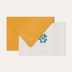 Papel de carta personalizado com monograma clássico em azul petróleo e envelope amarelo