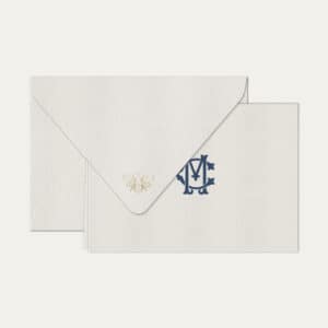 Papel de carta personalizado com monograma clássico em azul marinho e envelope branco