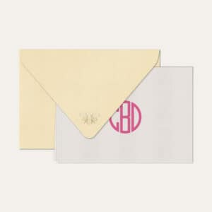Papel de carta personalizado com monograma gatsby em pink e envelope bege